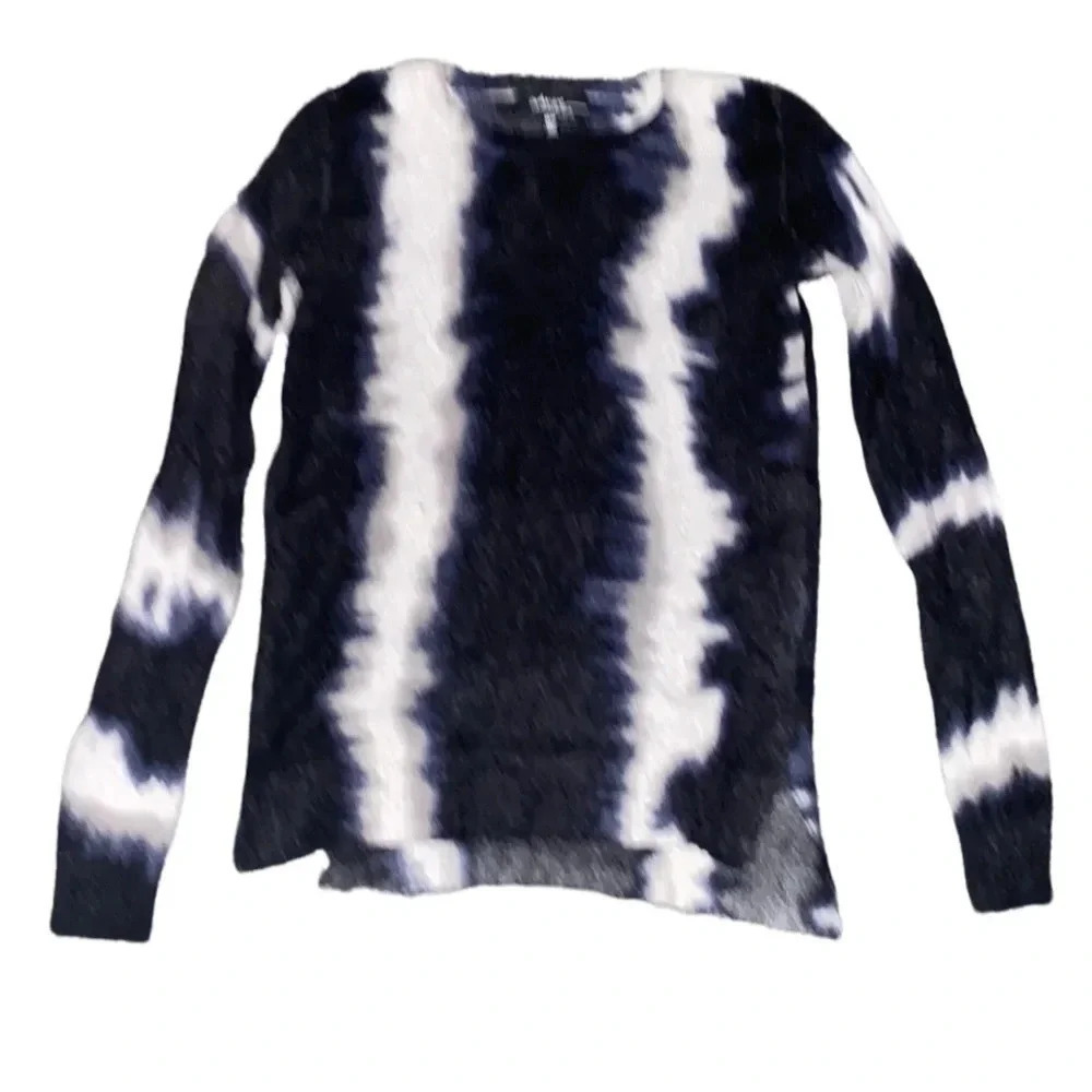 Saks 5th Avenue women’s tie dye cashmere crew  neck sweater Sz Xs